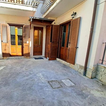 Casa Vacanze La Civita Castel Di Sangro Esterno foto