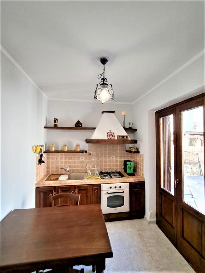 Casa Vacanze La Civita Castel Di Sangro Esterno foto