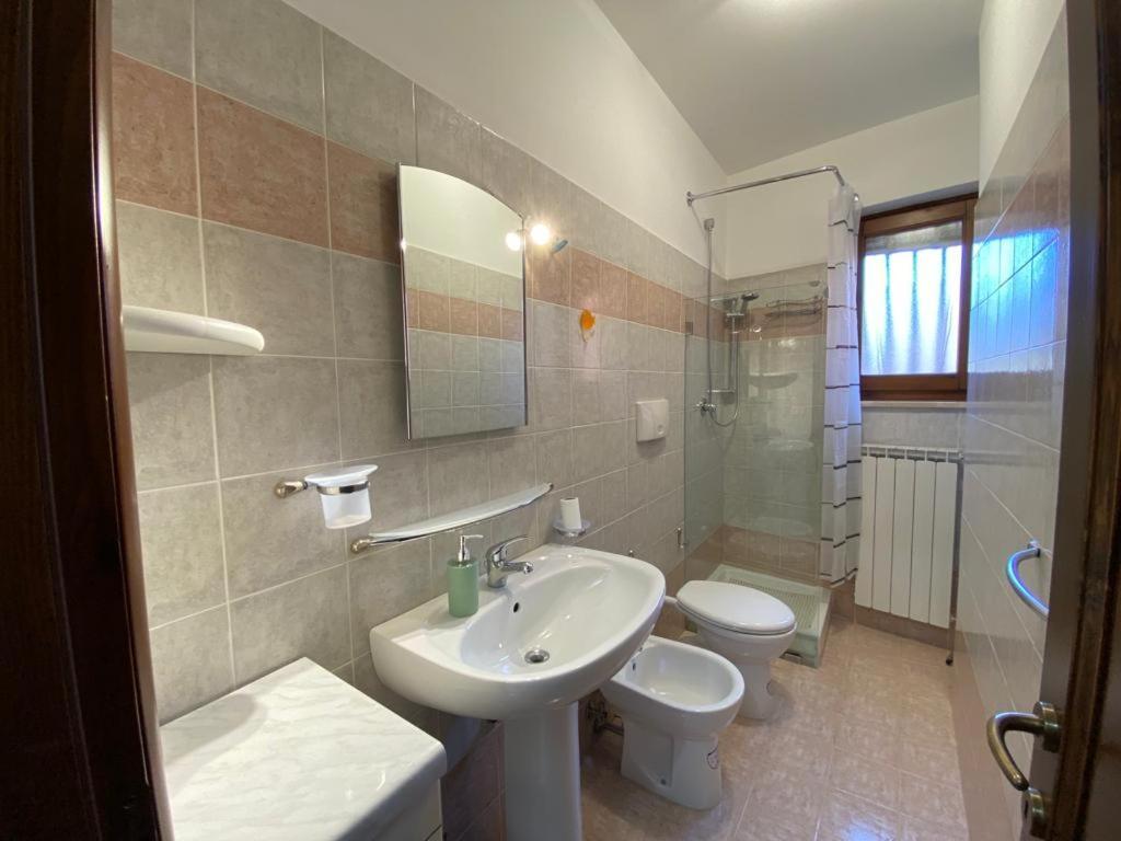 Casa Vacanze La Civita Castel Di Sangro Esterno foto